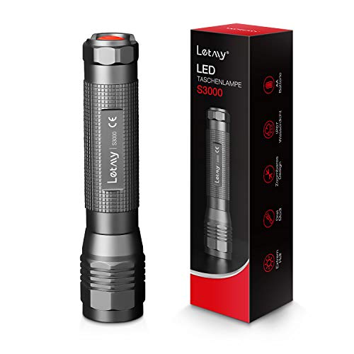 Best flashlights in 2022 [Based on 50 expert reviews]